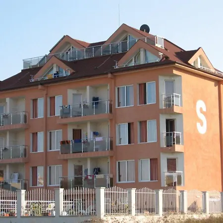 Complex Freya S Хотел Обзор